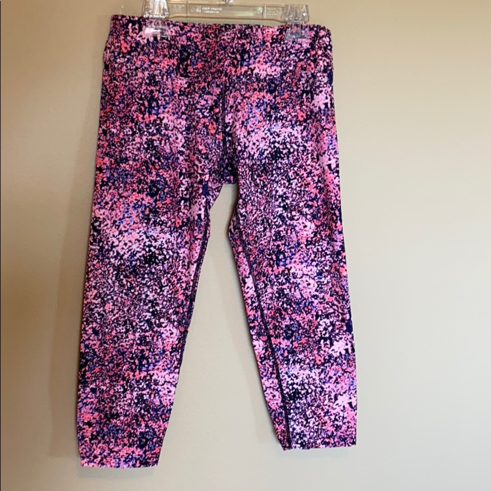 COPY - Calvin Klein workout capris